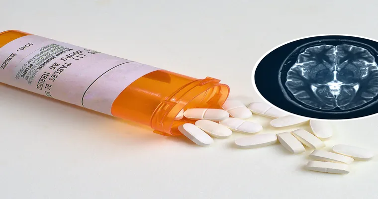 Alzheimer's meds and alcohol.