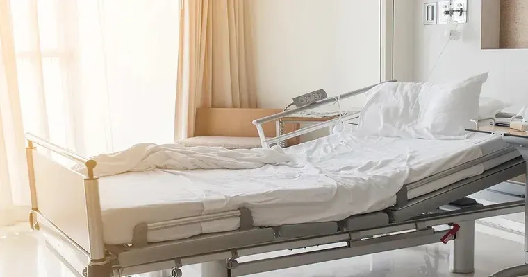 Would anyone be interested in a very nice full powered hospital bed? The bed is in Greenwood, Indiana.